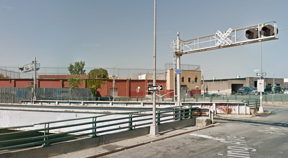 Meng and Velázquez Demand Inspection of Highway-Rail Crossings in Maspeth After Signals Failed to Activate